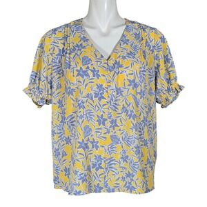 Eclair Women's Yellow Lavender Floral Flutter Sleeve Blouse Small